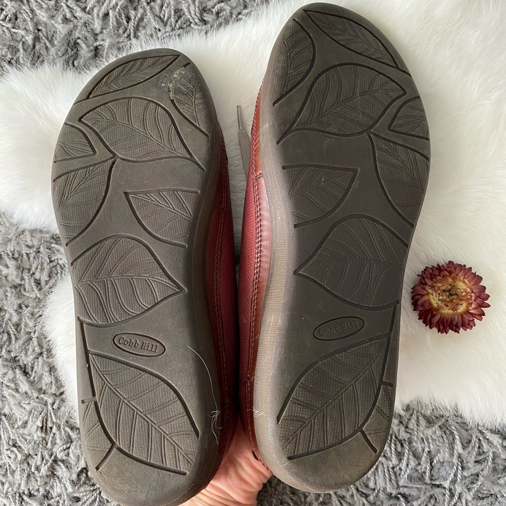 Cobb Hill Red Leather Women's Sneakers - Picture 6 of 9